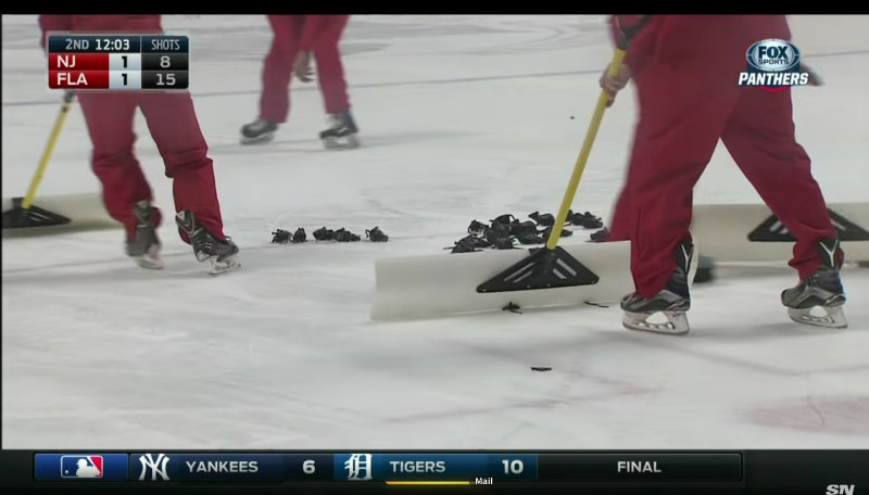 Illustration for article titled Hockey Fans Cannot Stop Themselves From Throwing Thousands of Plastic Rats on the Ice